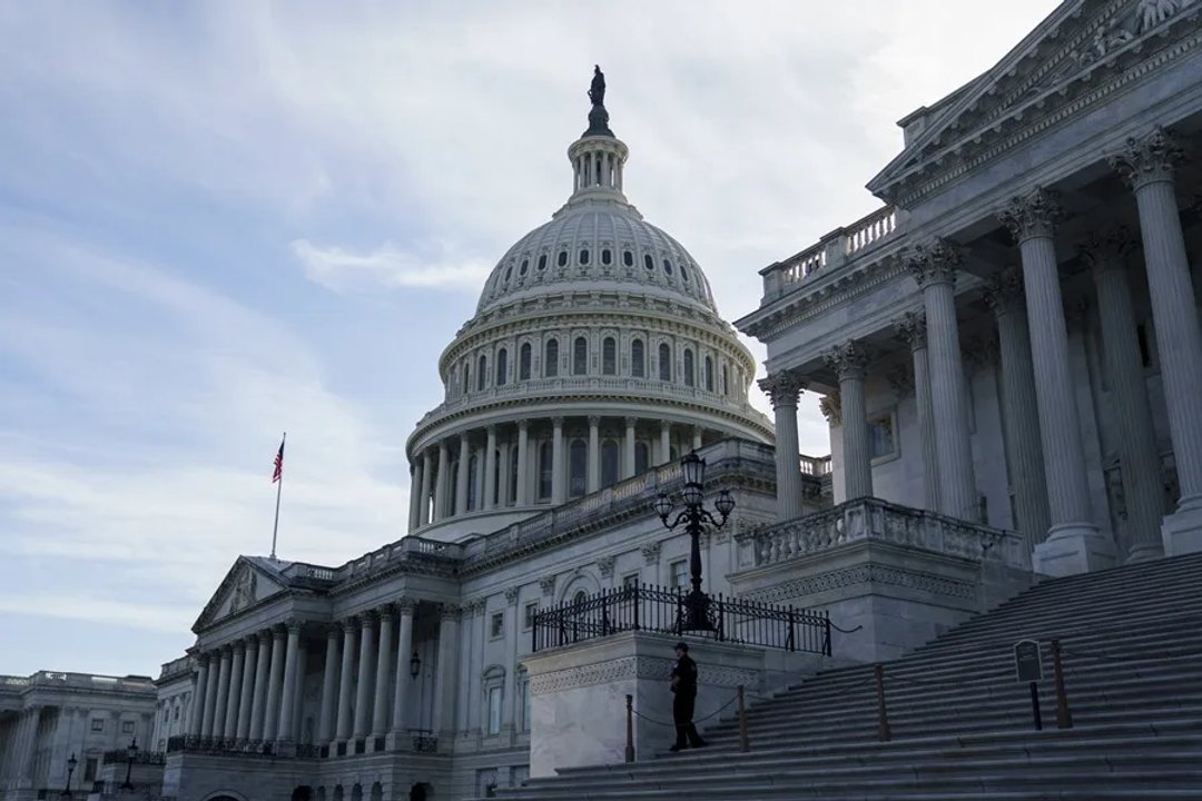 Senado de Estados Unidos durante una sesión sobre poderes de guerra