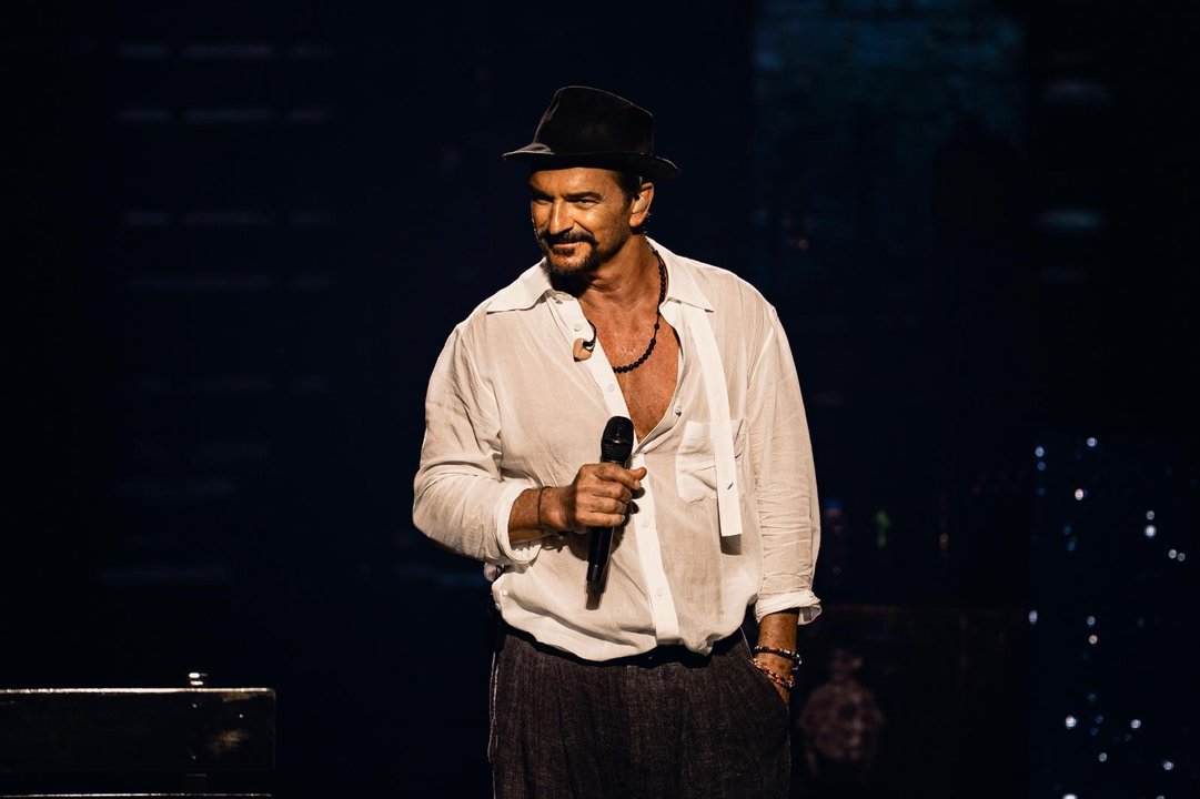 Ricardo Arjona vivió la pasión xeneize en la Bombonera
