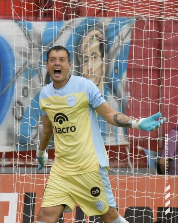 Gimnasia y Tiro de Salta avanza a 16avos de la Copa Argentina tras vencer a Gimnasia de Mendoza en penales