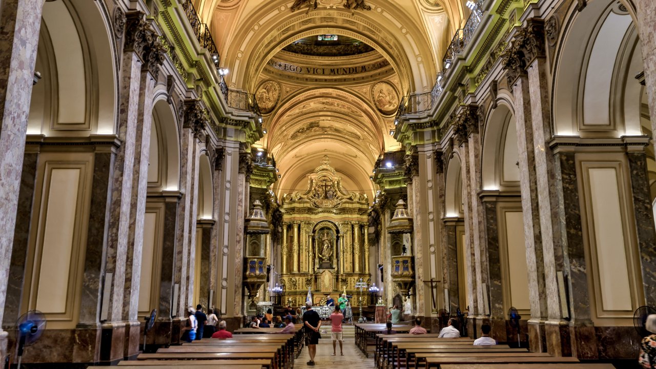 Ruinas de San Ignacio, Catedral Metropolitana y Teatro Colón