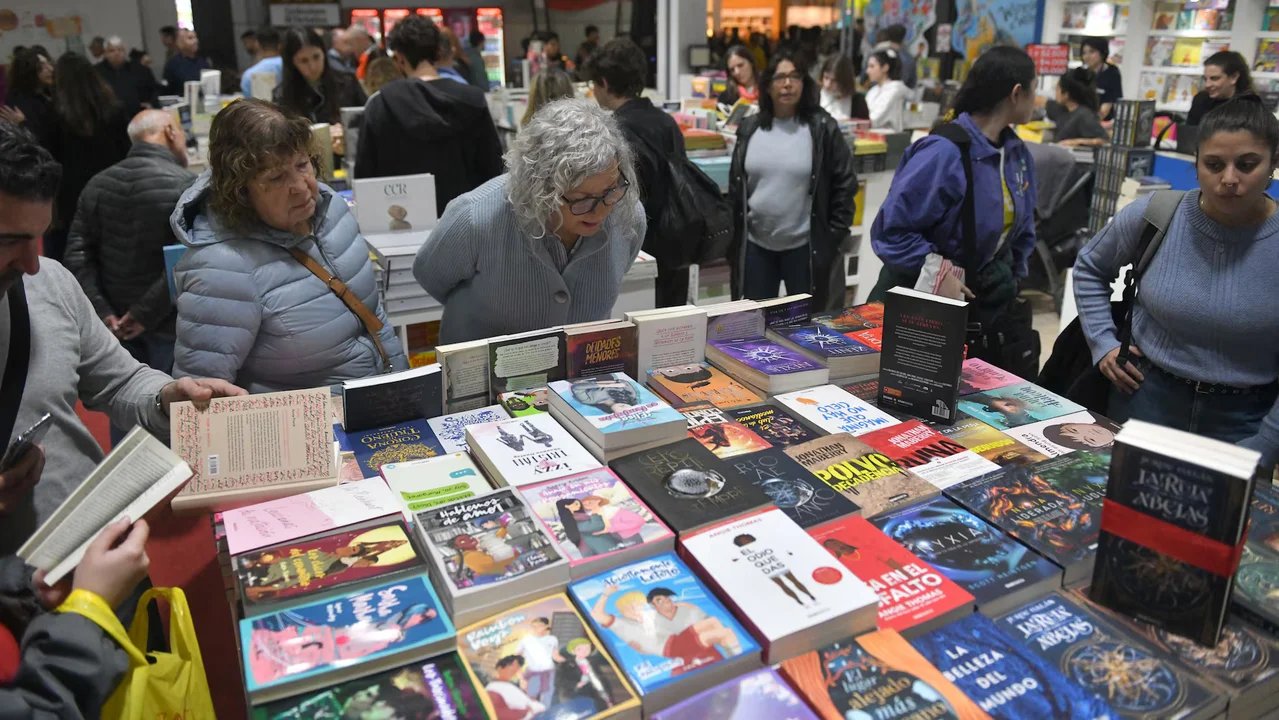 El Gobierno eximió del pago de impuestos a libros extranjeros que participen en la Feria del Libro