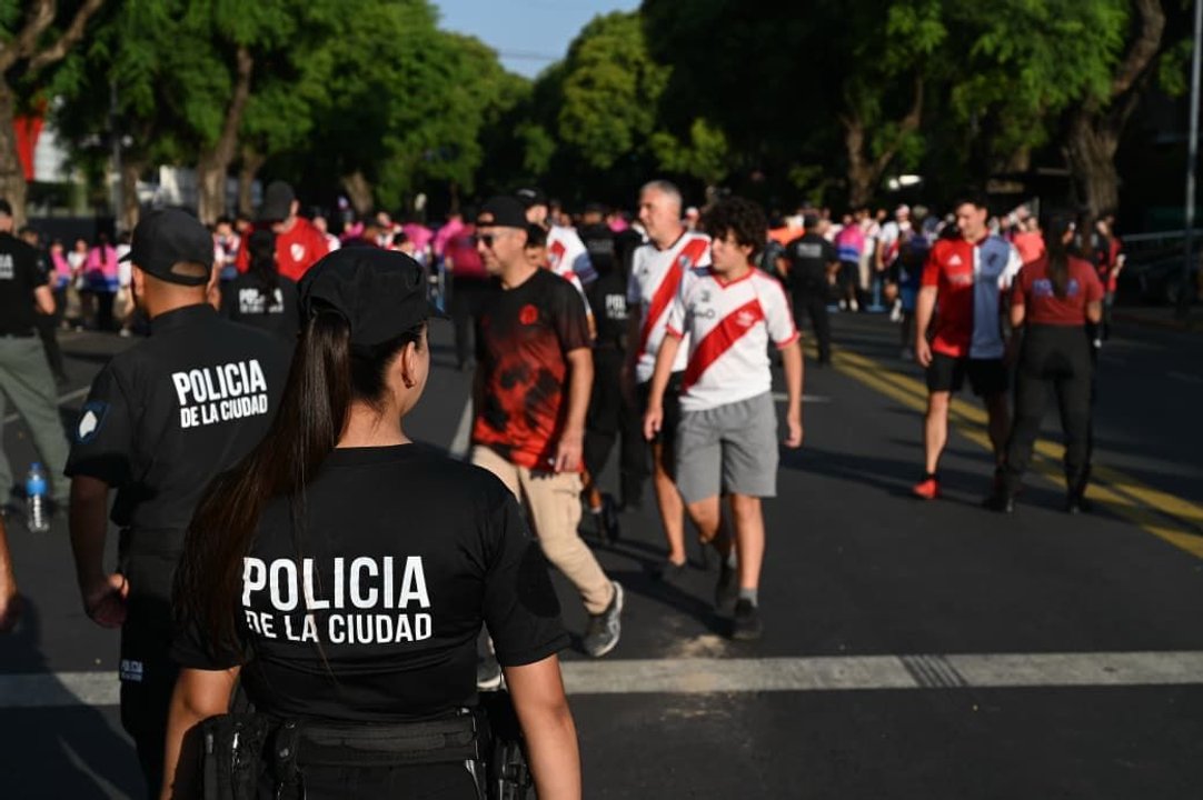 Operativo de seguridad masivo para el Superclásico en el Monumental