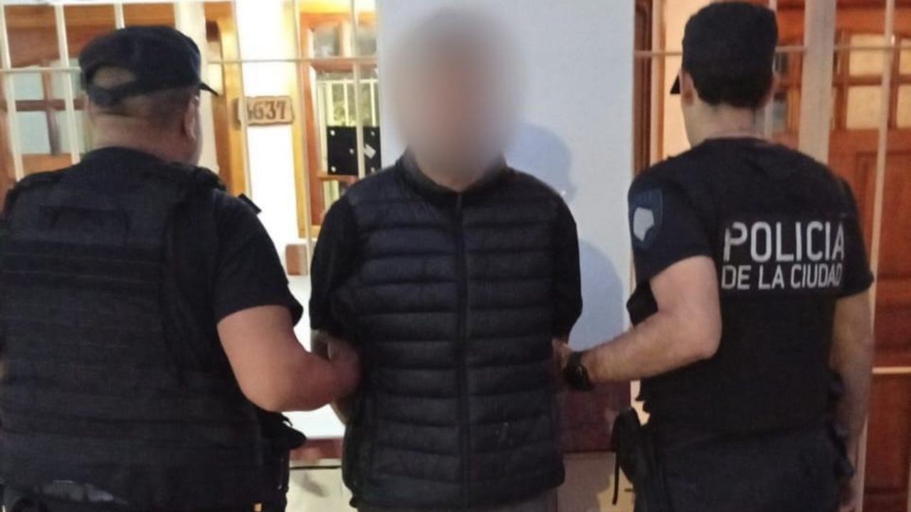 Dos delincuentes asaltaron una casa en Saavedra, dispararon a la policía y fueron detenidos