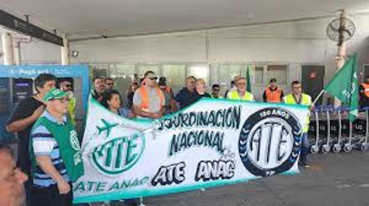Paro nacional de ATE: protestas en aeropuertos y fuerte impacto en servicios públicos