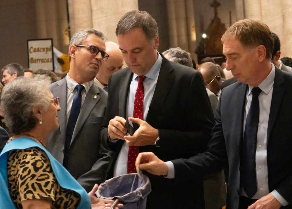 Comenzó la misa en Luján por el Papa, con Adorni y sin Villarruel