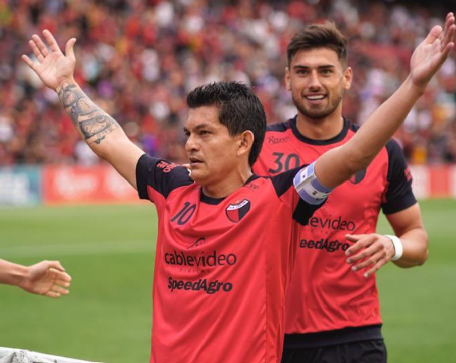 Primera Nacional: el “Pulga” Rodríguez será reconocido por su paso en Colón