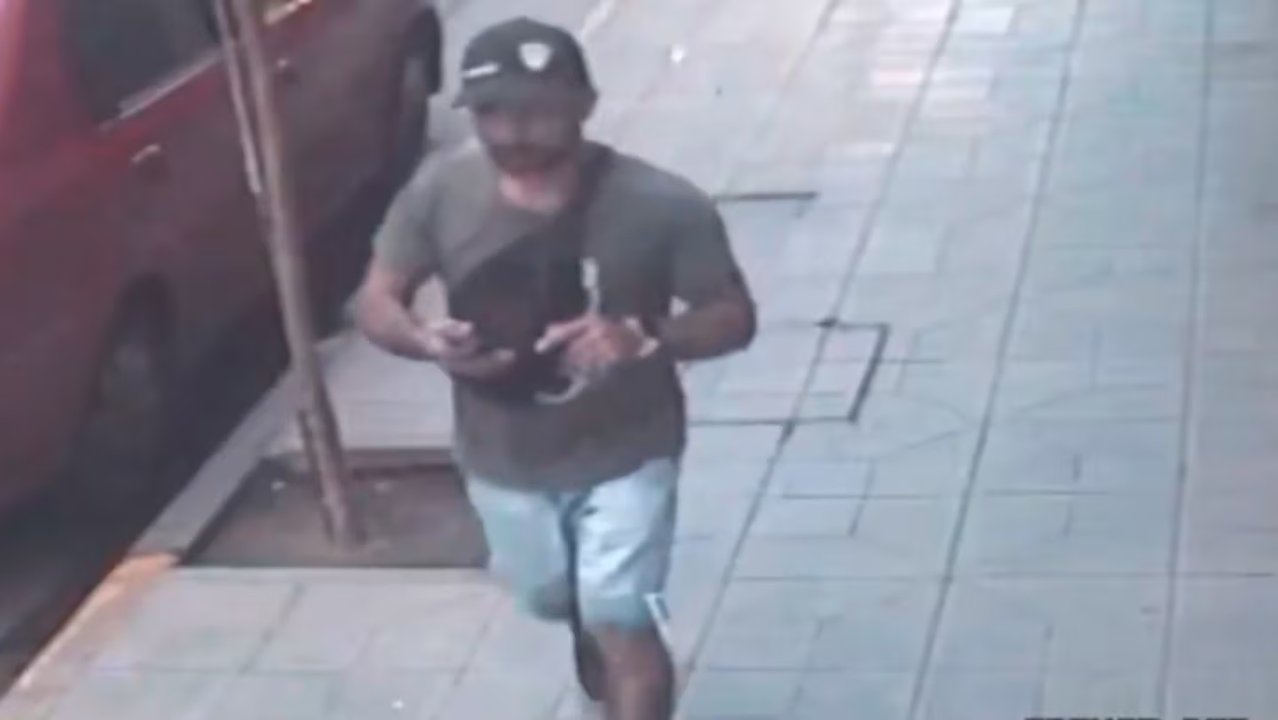 Buscan a un hombre por un grave hecho en Córdoba y difundieron un video clave