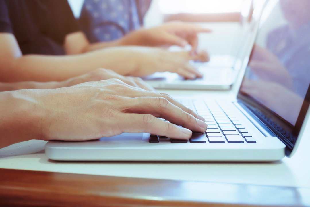 ¿Los estudiantes que usan IA creen que saben más que sus profesores?