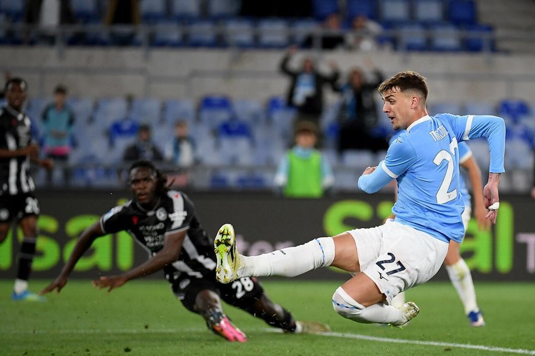 En un partido para el infarto, Lazio empató con Udinese en la Serie A de Italia