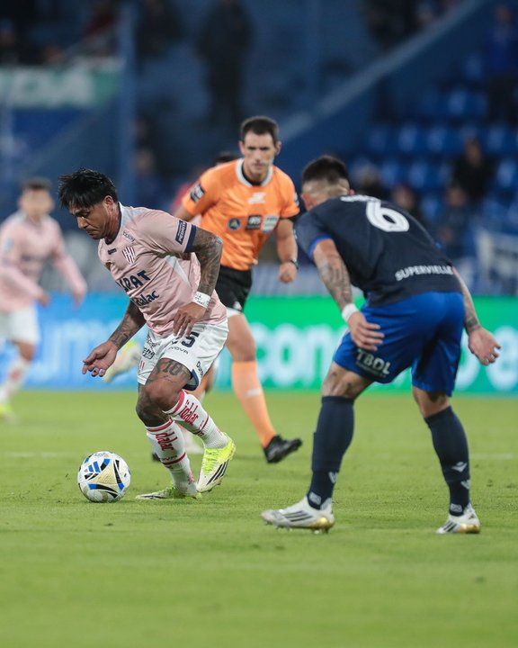 Vélez empató con Unión y desperdició la chance de ser líder de la Zona A del Torneo Apertura