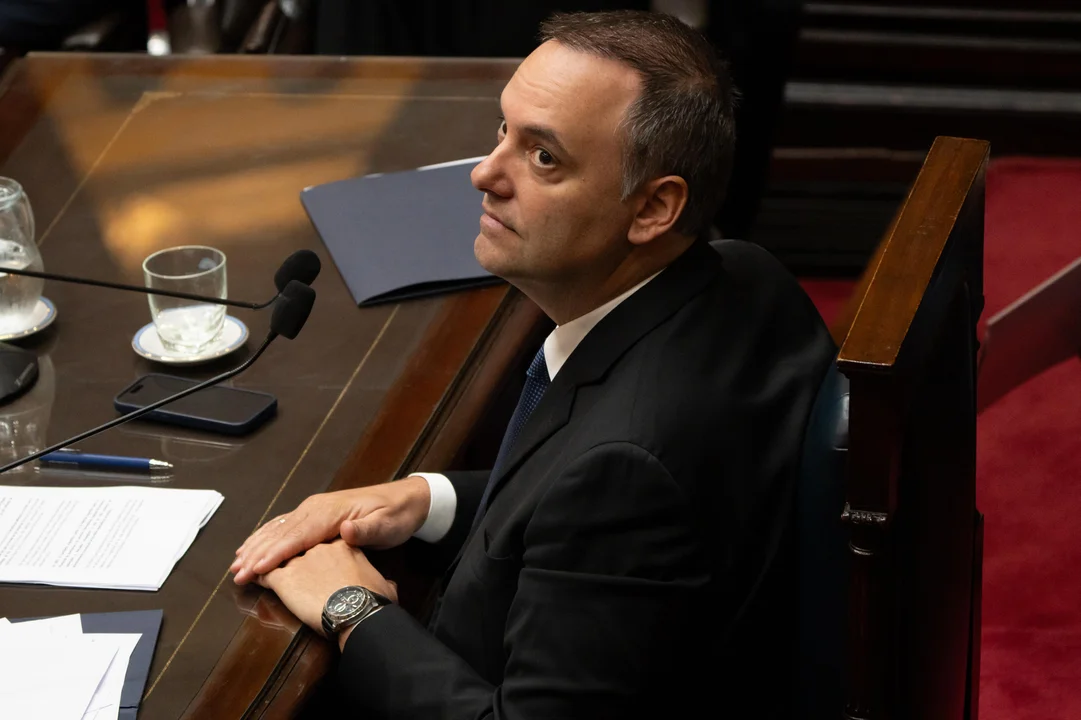 La Justicia comenzó a peritar las ocho billeteras de bitcoins de Adorni