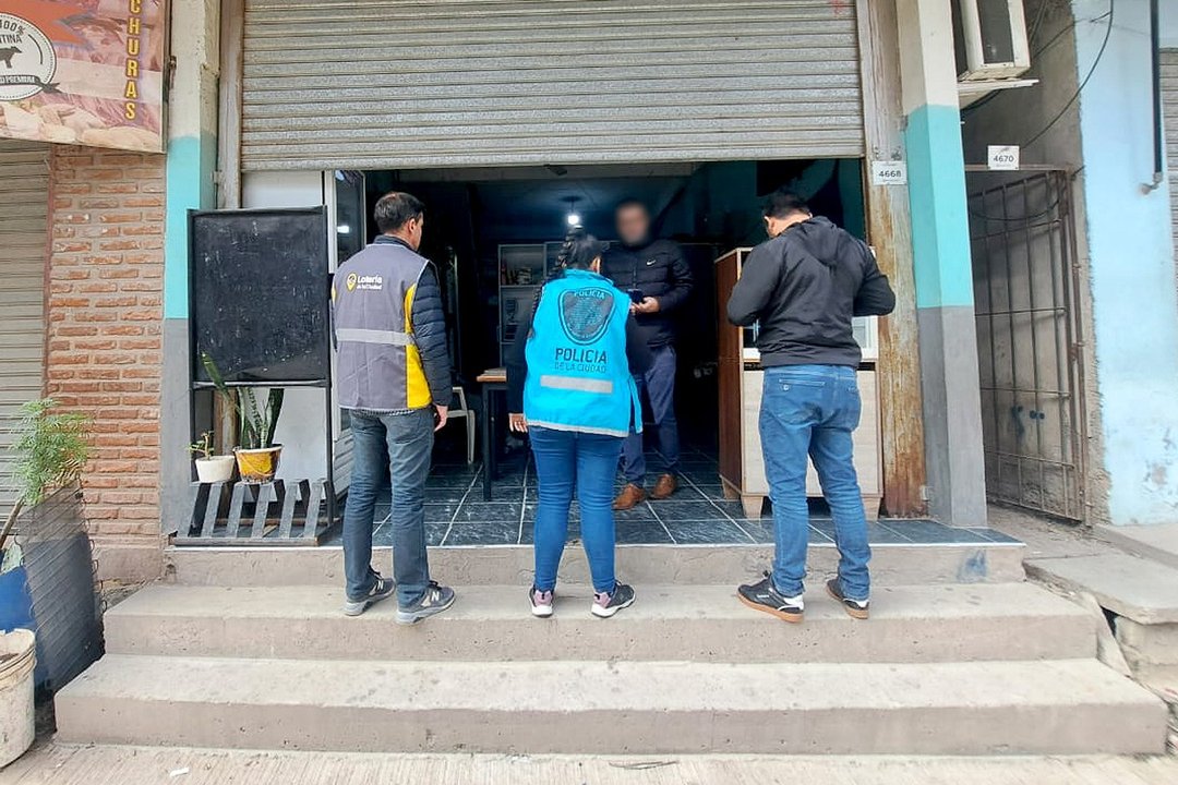 Juego ilegal: desarticularon un casino clandestino en Villa Riachuelo