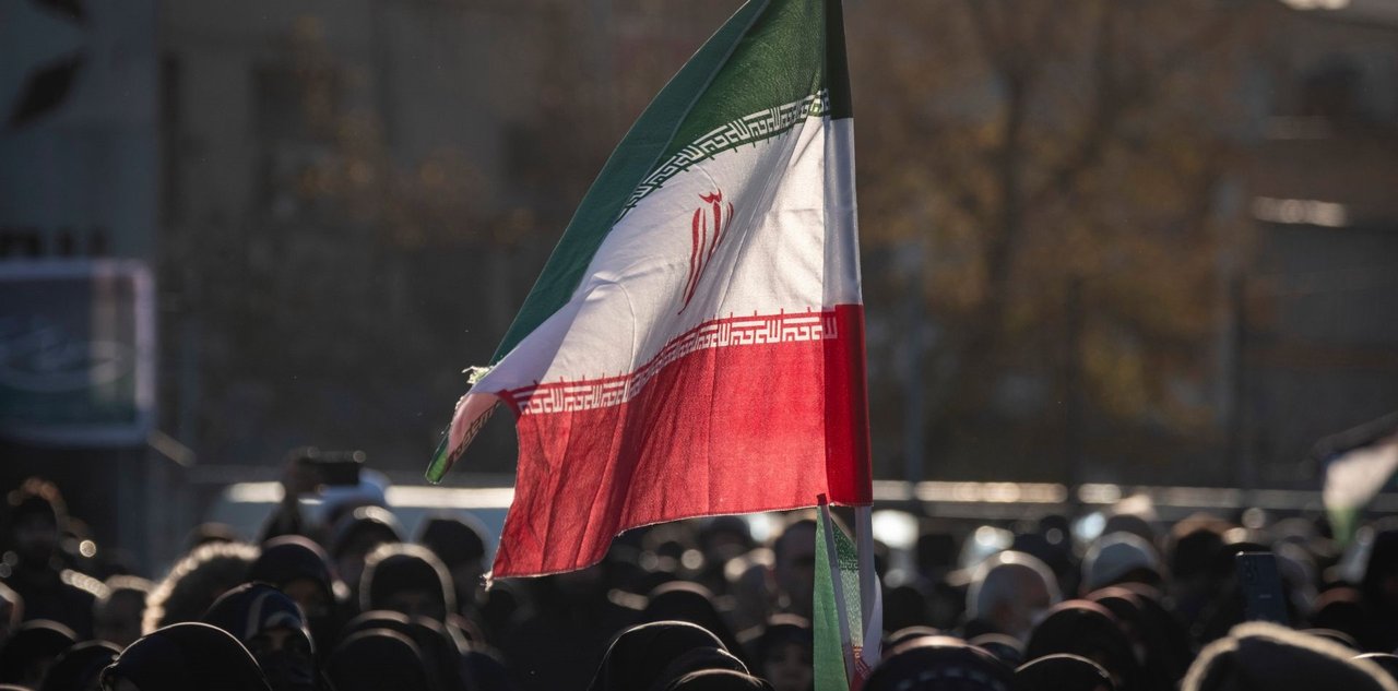 Iraníes juraron lealtad al nuevo líder supremo en masivas manifestaciones