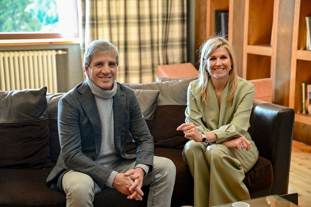 Encuentro en el Foro Llao Llao: Luis Caputo se reunió con la reina Máxima