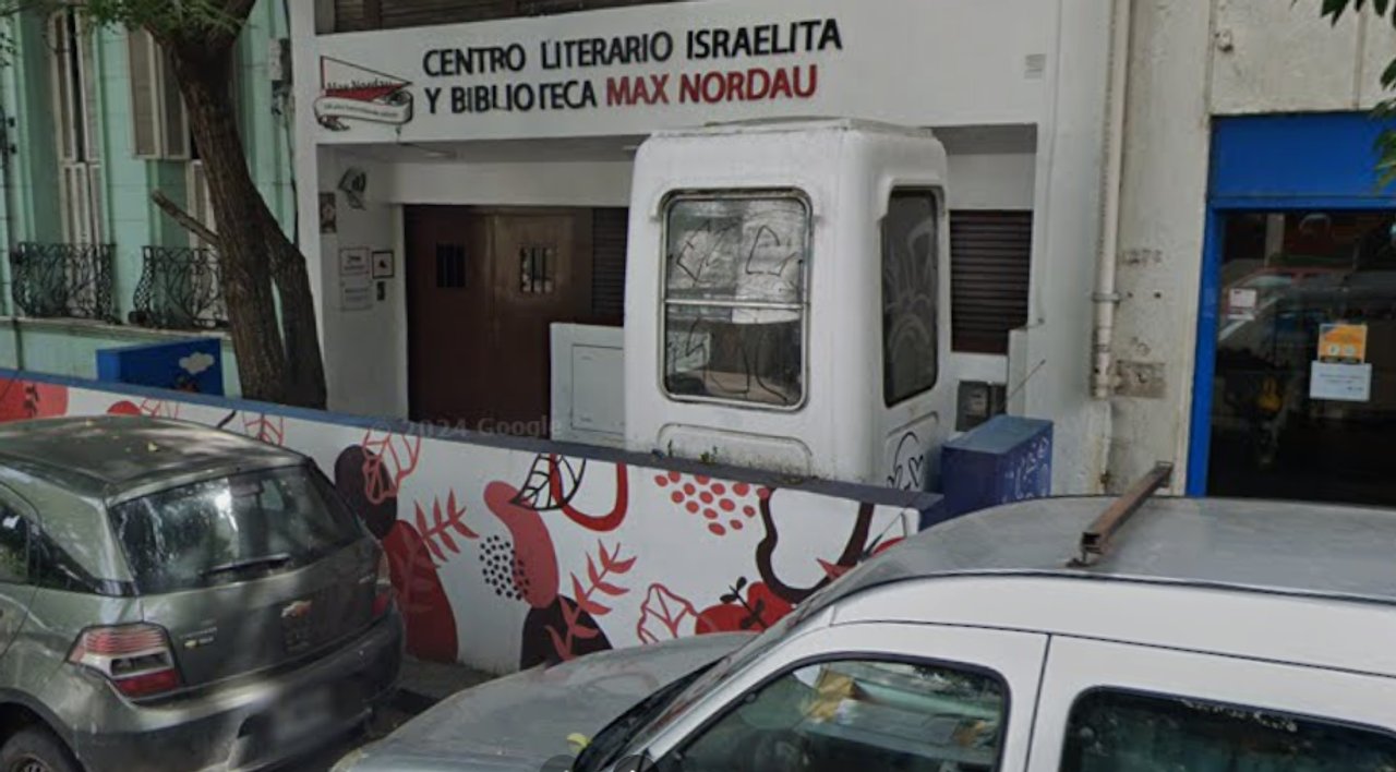 Un ataque en un centro literario israelita terminó con la intervención de la unidad contraterrorismo