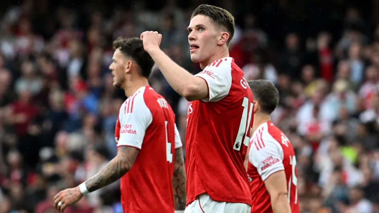 El Arsenal goleó al Fulham y mantiene la ilusión más viva que nunca en la Premier League