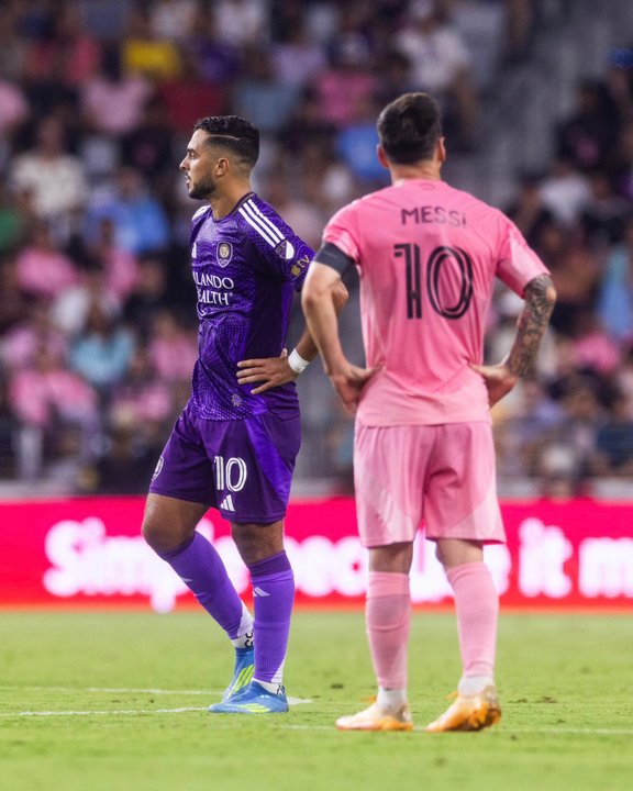 El argentino que opacó a Messi con un hat-trick y una historia marcada por la meditación