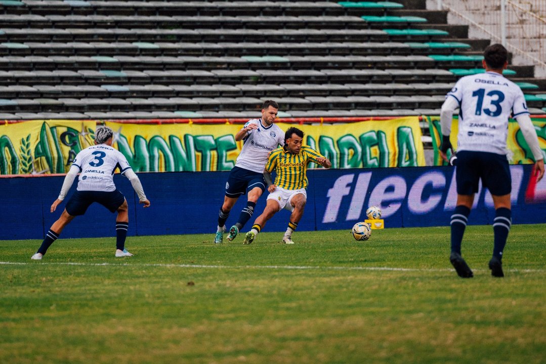 Aldosivi e Independiente Rivadavia empataron en Mar del Plata