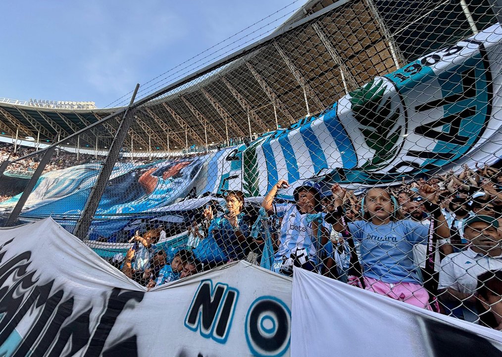 Video: el impresionante recibimiento de Racing, en búsqueda de los playoffs del Torneo Apertura 2026