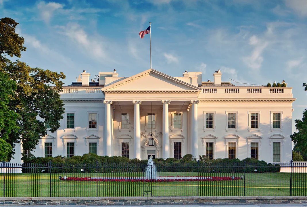 Un hombre fue baleado cerca del Monumento a Washington y la Casa Blanca cerró temporalmente