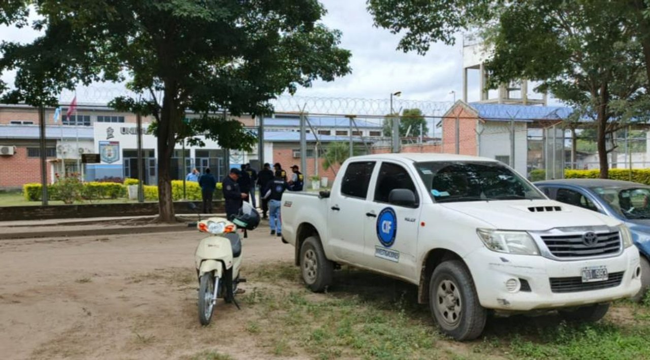 Crimen en la cárcel de Orán: investigan a dos internos como sospechosos