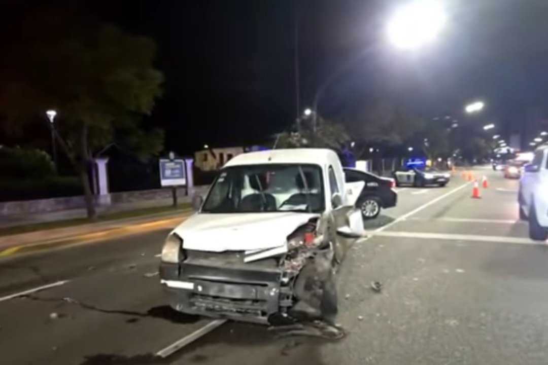 Accidente en Núñez: colisión entre dos vehículos en avenida del Libertador
