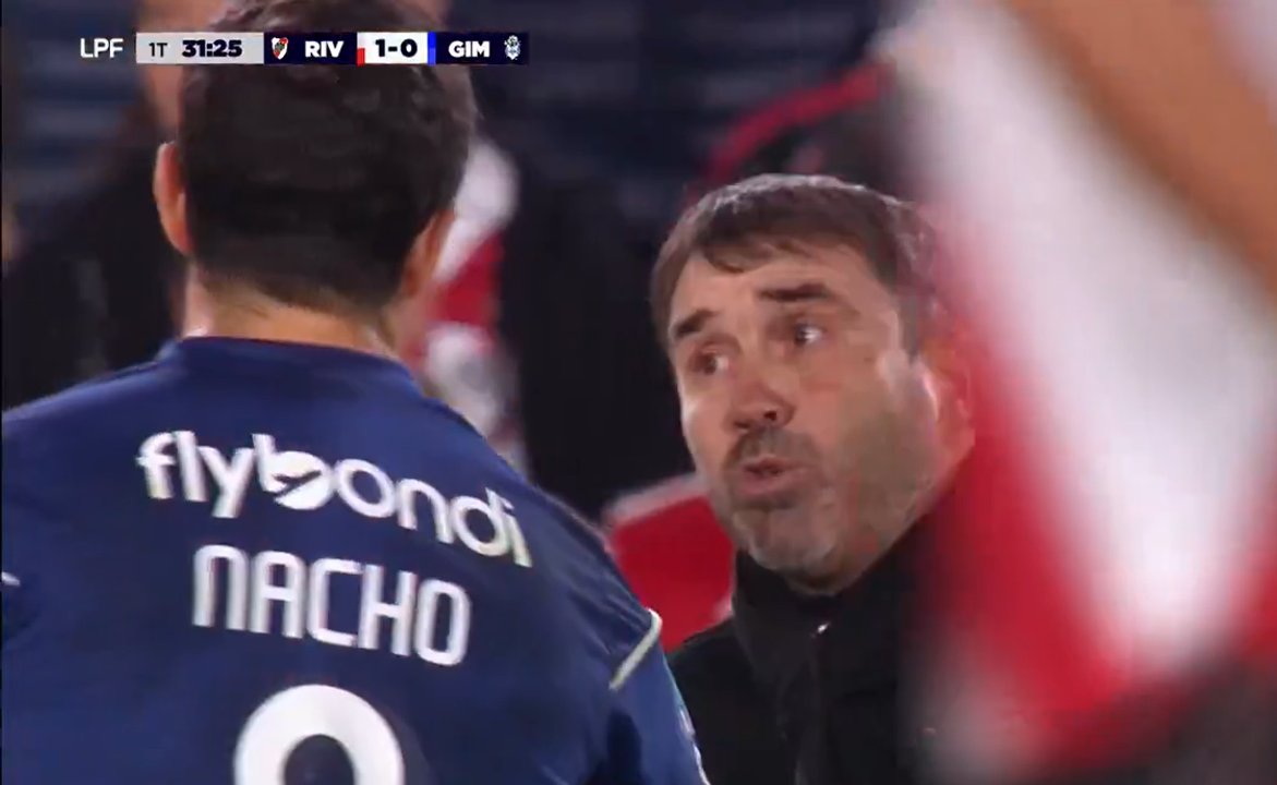 Coudet y Nacho Fernández: Un cruce inesperado en el Monumental