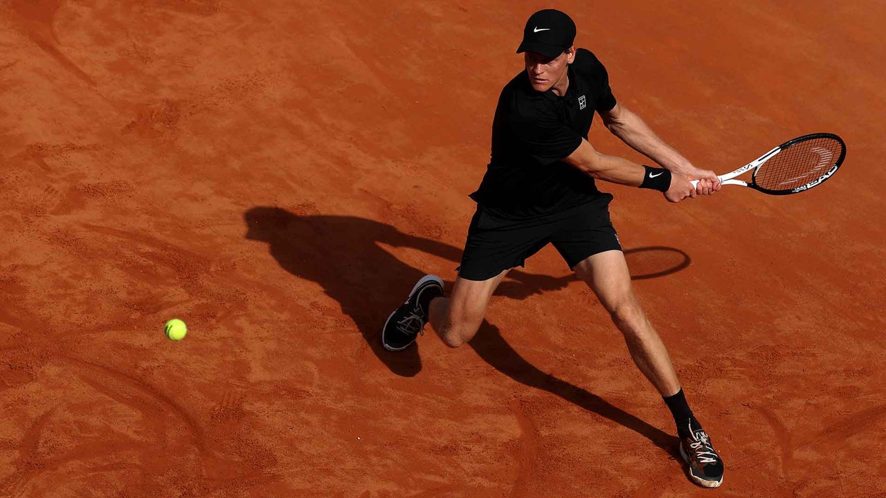Sinner avanza a semifinales del Masters de Roma y establece un nuevo récord