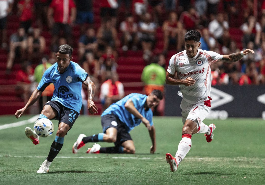 Argentinos Juniors y Belgrano se enfrentan por un lugar en la final del Apertura