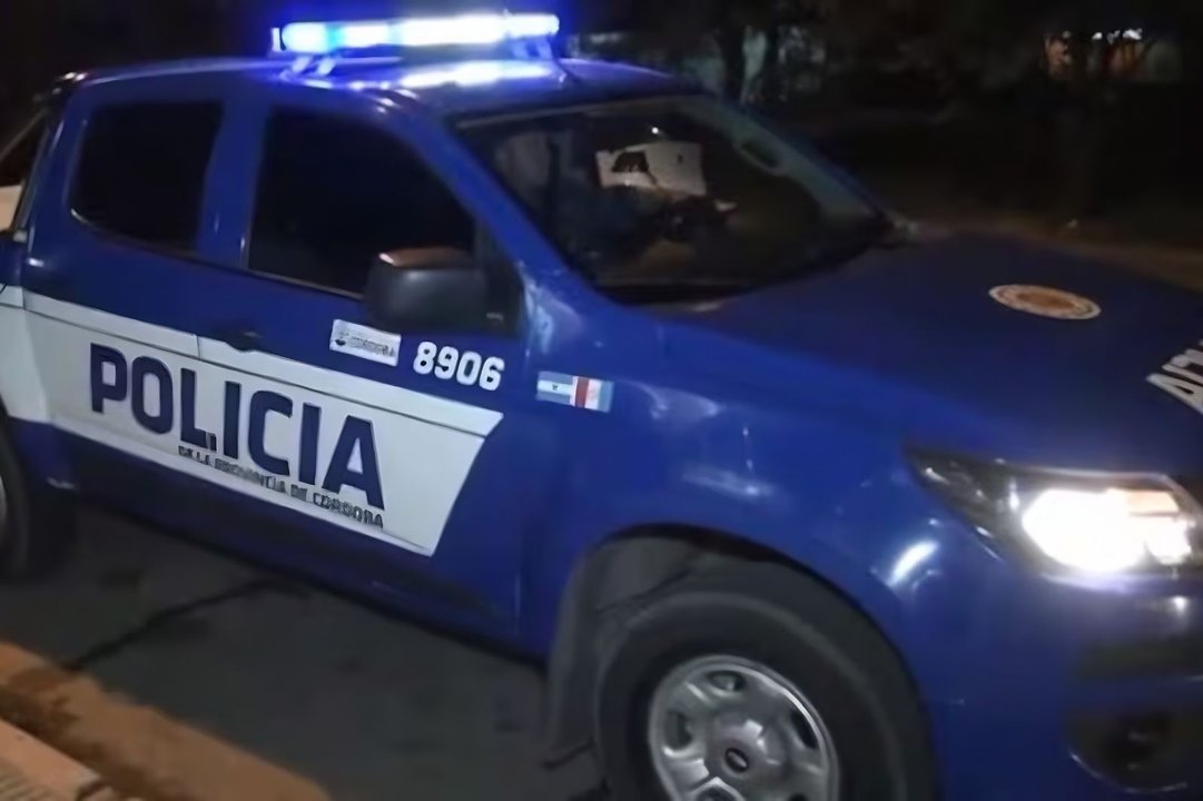 Tragedia en Córdoba: un incendio fatal cobra dos vidas y deja a una familia en estado crítico