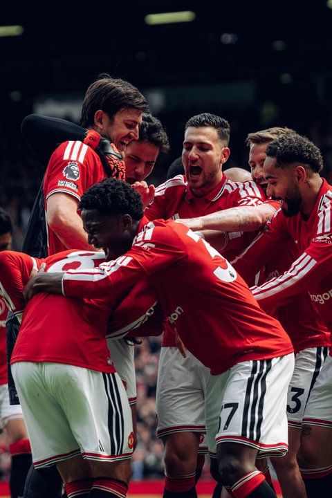 El Manchester United se lleva la victoria ante Nottingham y asegura el tercer puesto en la Premier League
