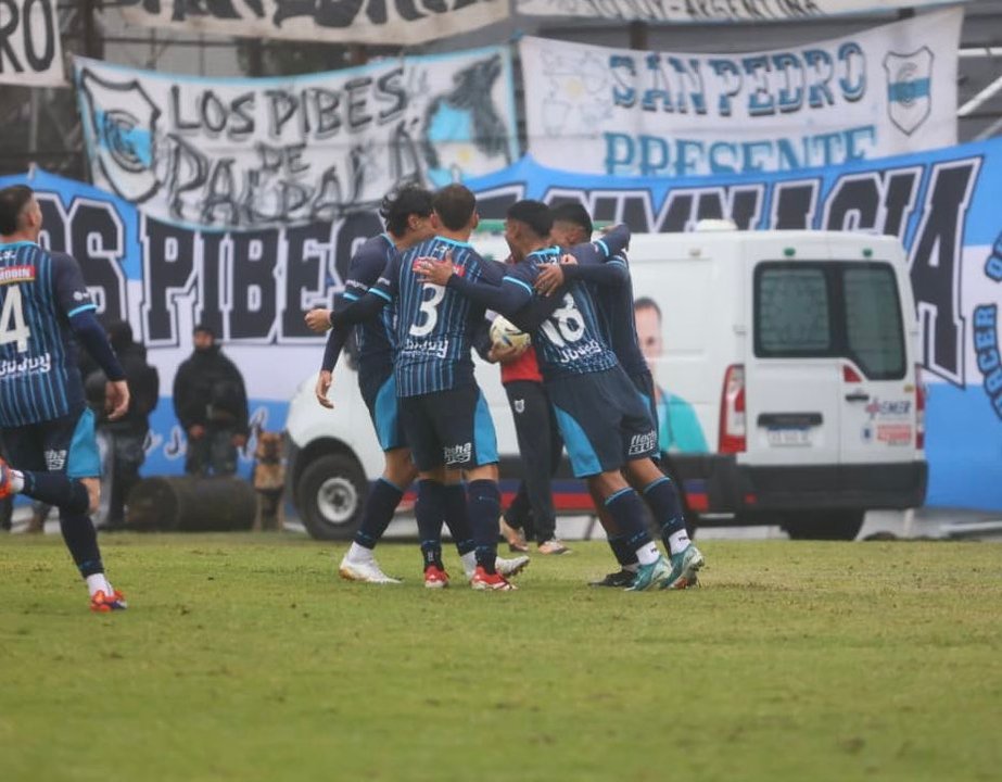 Gimnasia de Jujuy se reafirma en la cima tras vencer a Temperley