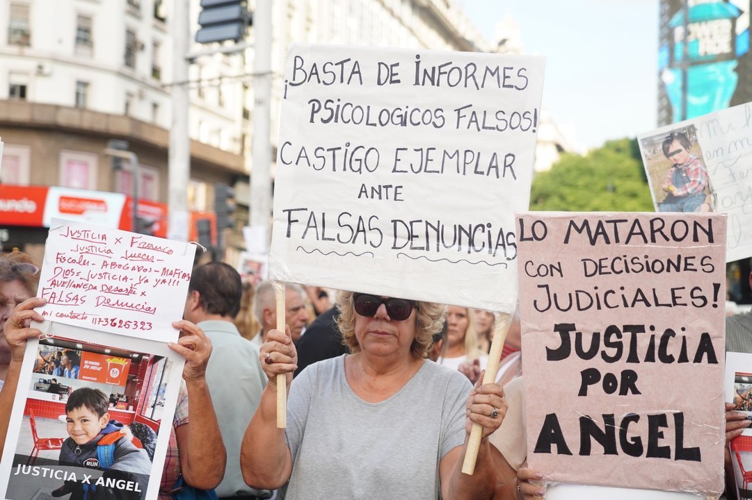 La autopsia revela que Ángel López, el niño fallecido, sufrió múltiples traumatismos en la cabeza