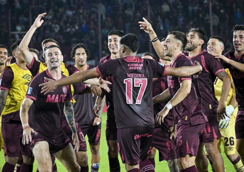 Lanús enfrenta a Liga de Quito en un duelo crucial por la Libertadores