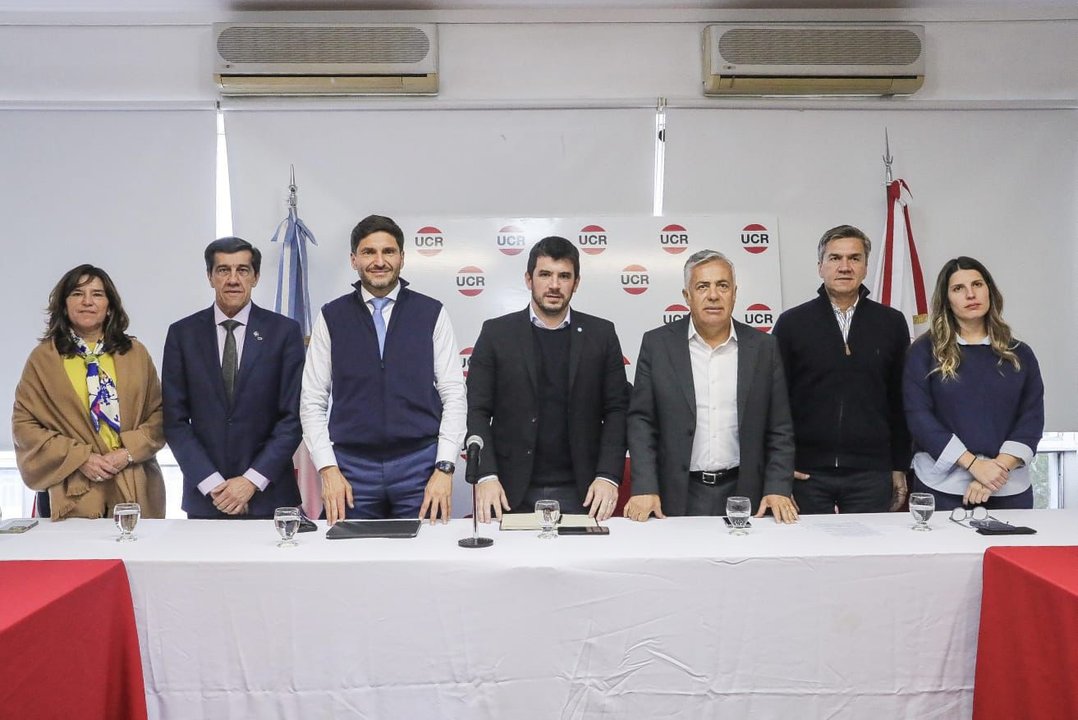 Reunión de gobernadores de la UCR en el Comité Nacional