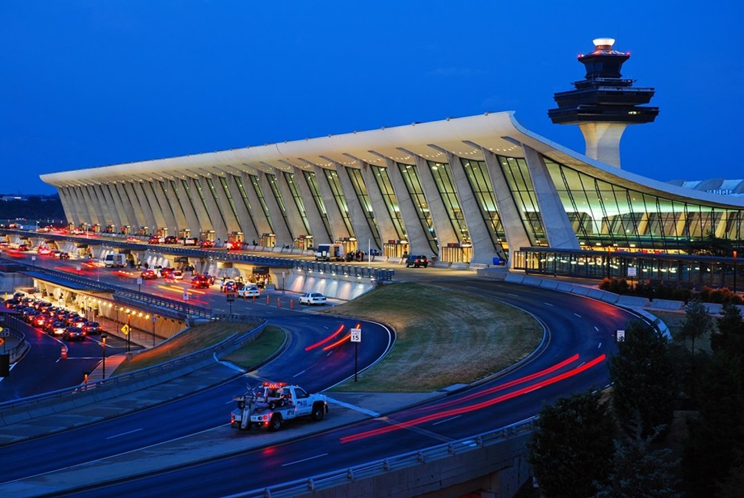 Controles sanitarios en aeropuertos de Estados Unidos ante el Ébola