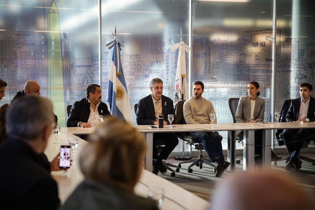 Jorge Macri anuncia cambios para taxis y aplicaciones en la Ciudad de Buenos Aires