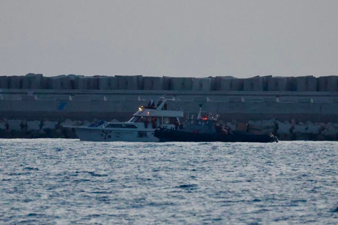 Activistas surcoreanos tras su liberación de la Flotilla a Gaza