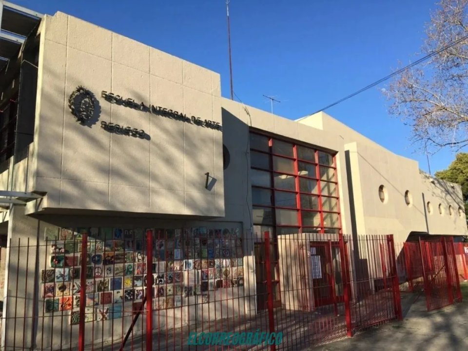 Berisso: Cagliardi adjudicó $442 millones a una cooperativa vinculada a un funcionario municipal