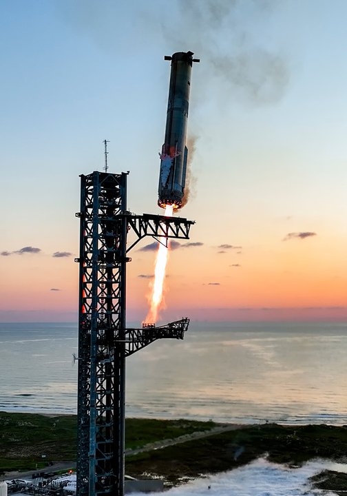 🔴 En VIVO: SpaceX supera el “Max Q” y logra una separación a “fuerza bruta” con tecnología de punta