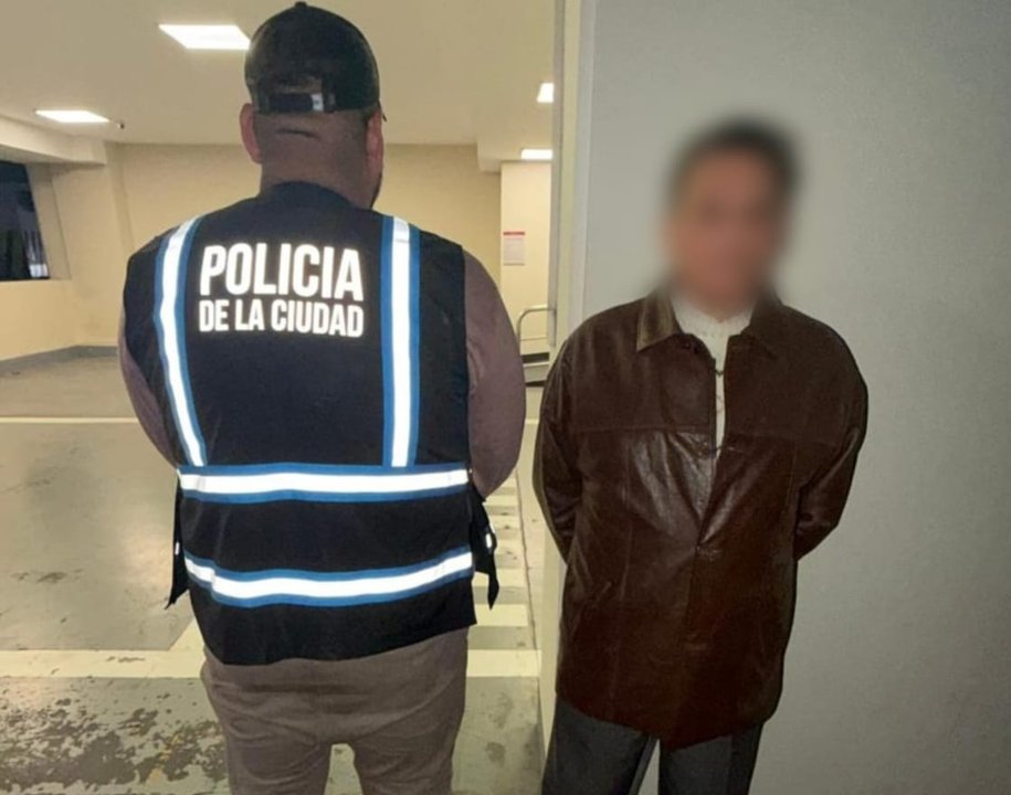 Tiene 71 años, simulaba tener problemas para caminar y robaba en un hospital de Recoleta