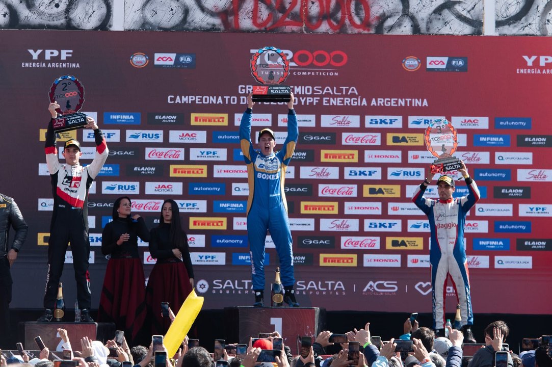 Franco Vivian ganó en Salta y el TC2000 volvió a convocar a una multitud en el norte argentino