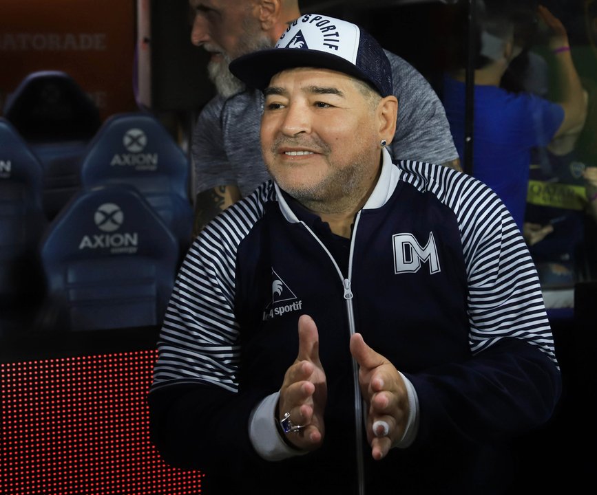 Juicio por la muerte de Maradona: declararán el ex director de la Clínica Olivos y el neurocirujano que lo operó