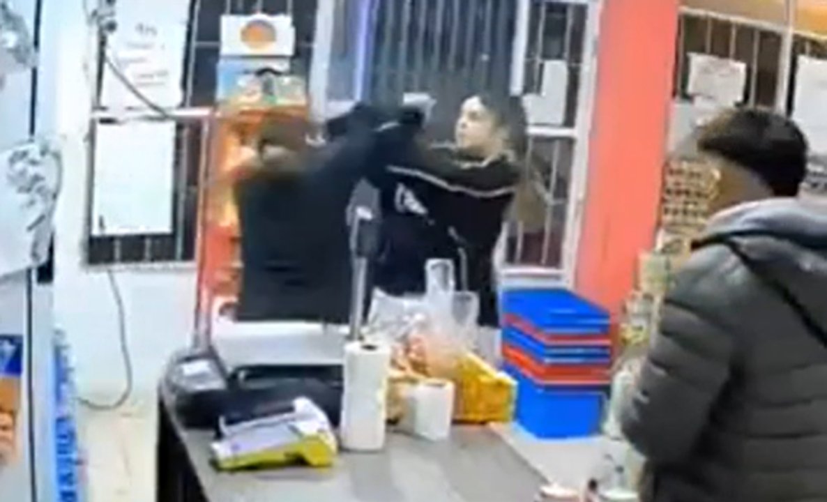 Neuquén: le reclamó a la dueña de un almacén que atendió mal a su hermana y se agarraron de los pelos