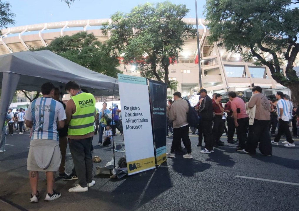 Los deudores alimentarios tampoco podrán entrar a los partidos del Mundial