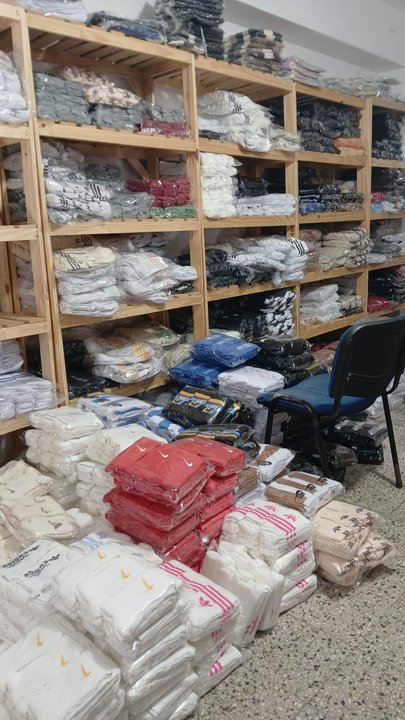 Incautan dos millones y medio de medias truchas, tras allanamientos en fábricas clandestinas
