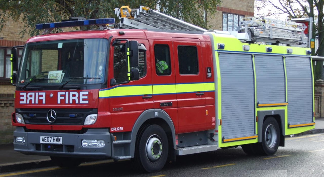 Incendio en un supermercado kosher en el noroeste de Londres