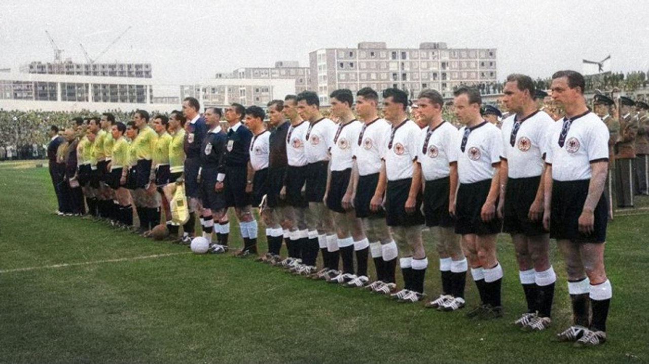 El día que la Selección argentina jugó de amarillo: el insólito antecedente mundialista ante Austria