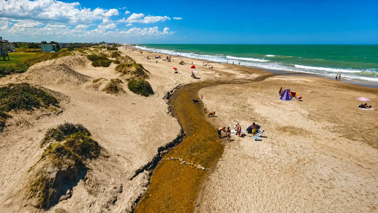 El pueblito escondido cerca de Mar del Plata que cumple 50 años y es un remanso de tranquilidad