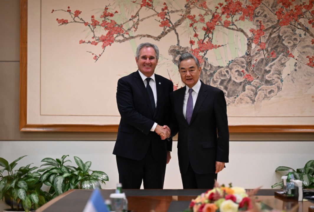 En Nueva York, Quirno se reunió con el canciller de China